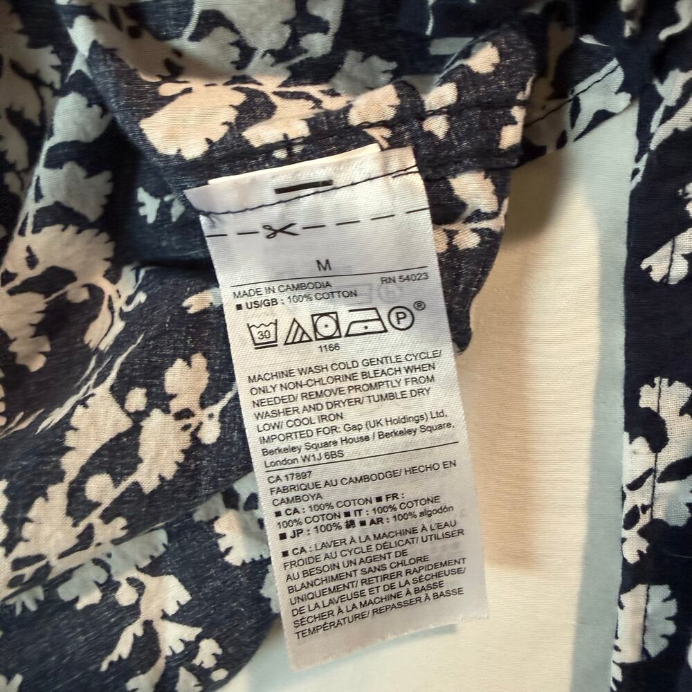 Women's GAP Boyfriend fit blue floral long sleeve button-up shirt medium - Picture 4 of 7